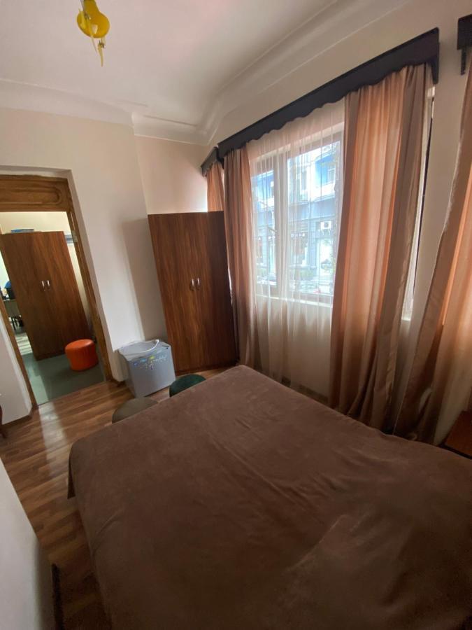 באטומי Hotel Dadiani מראה חיצוני תמונה