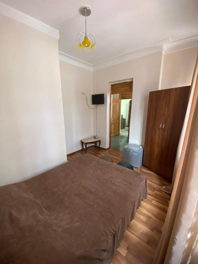 באטומי Hotel Dadiani מראה חיצוני תמונה