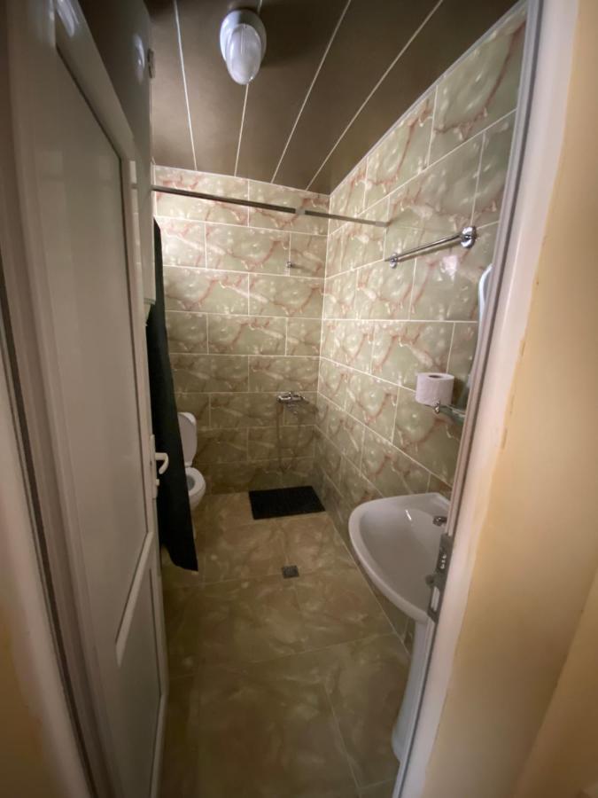 באטומי Hotel Dadiani מראה חיצוני תמונה