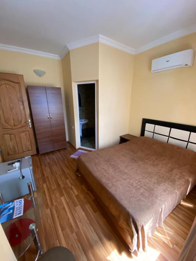 באטומי Hotel Dadiani מראה חיצוני תמונה
